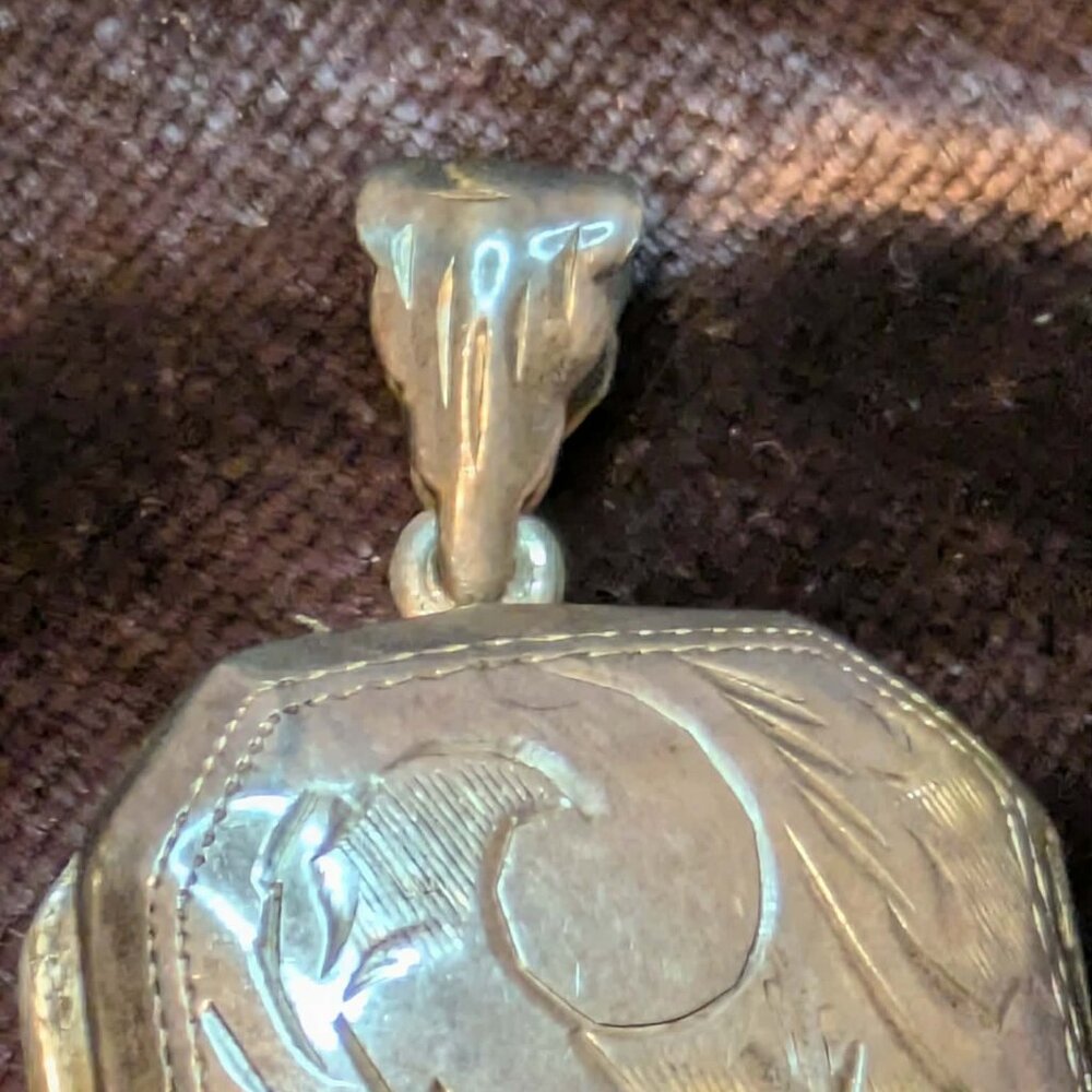 Rectangular Sterling Silver Locket. Easy To Open.… - image 3